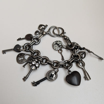 Vintage Fossil Silver Lock and Key Charm Bracelet - 7.5in Length - Signed Fossil - Fossil Dark Silver Chunky Lock Key Charm Bracelet