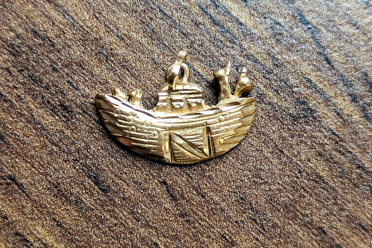 Detailed 10K Gold Noah's Ark Charm - Big N Gold Noah's Ark Charm - Noah's Ark Charm with Giraffes