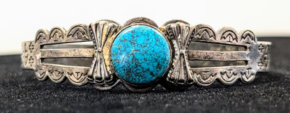 Amazing Vintage Silver Toned Native Southwest Turquoise Cuff Bracelet - 6" Length - Vintage Intricate Navajo Inspired Designed Bracelet