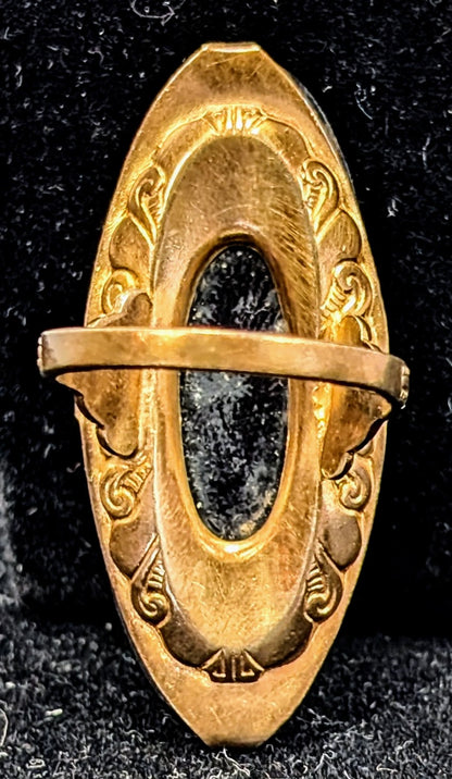 Beautiful Uncas Art Deco Oval Black Onyx Gold Toned Ring - Size 7 - Vintage U Arrow Hallmark Art Deco Style Black Onyx Statement Ring