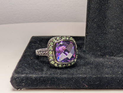 Incredibly Detailed Green Sapphire & Amethyst Ring - Size 7 - Heart Cutout Dome