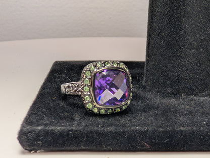 Incredibly Detailed Green Sapphire & Amethyst Ring - Size 7 - Heart Cutout Dome