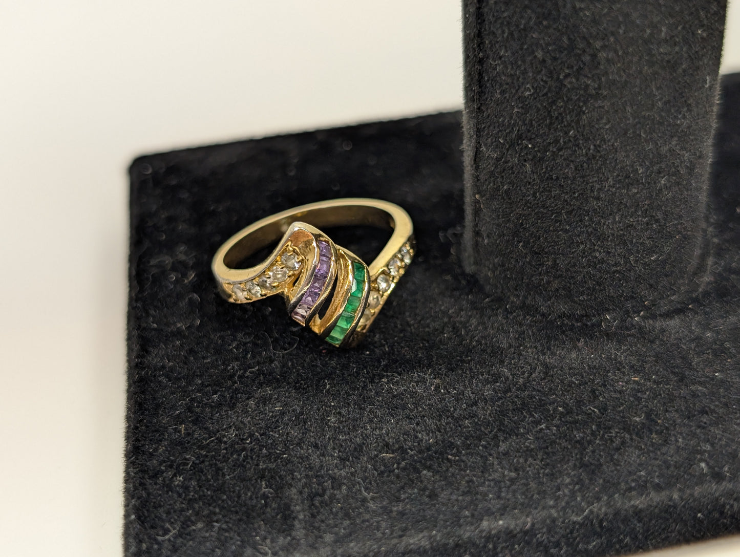 Scarce Roman Amethyst & Emerald Striped Ring - Size 8 - Coiled Ring Design