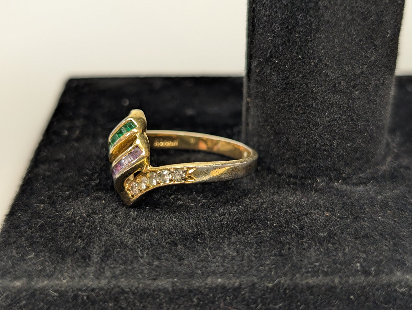Scarce Roman Amethyst & Emerald Striped Ring - Size 8 - Coiled Ring Design