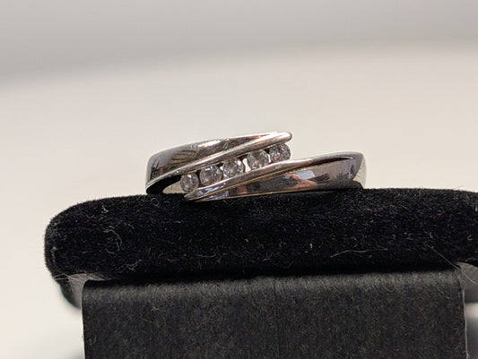 Scarce Sterling Silver Crossover Ring - Size 7.5 - Stamped and Tested Sterling Silver - Sterling Bypass Ring