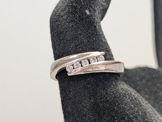 Scarce Sterling Silver Crossover Ring - Size 7.5 - Stamped and Tested Sterling Silver - Sterling Bypass Ring