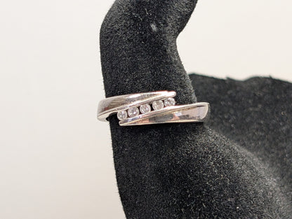 Scarce Sterling Silver Crossover Ring - Size 7.5 - Stamped and Tested Sterling Silver - Sterling Bypass Ring