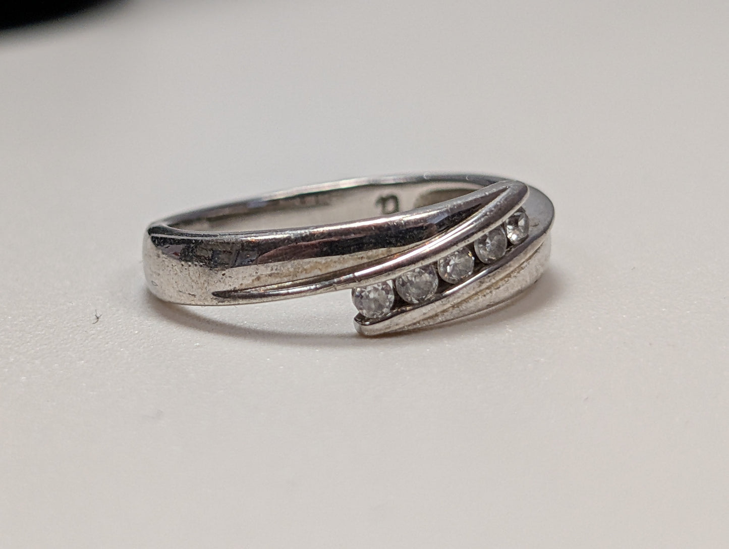 Scarce Sterling Silver Crossover Ring - Size 7.5 - Stamped and Tested Sterling Silver - Sterling Bypass Ring