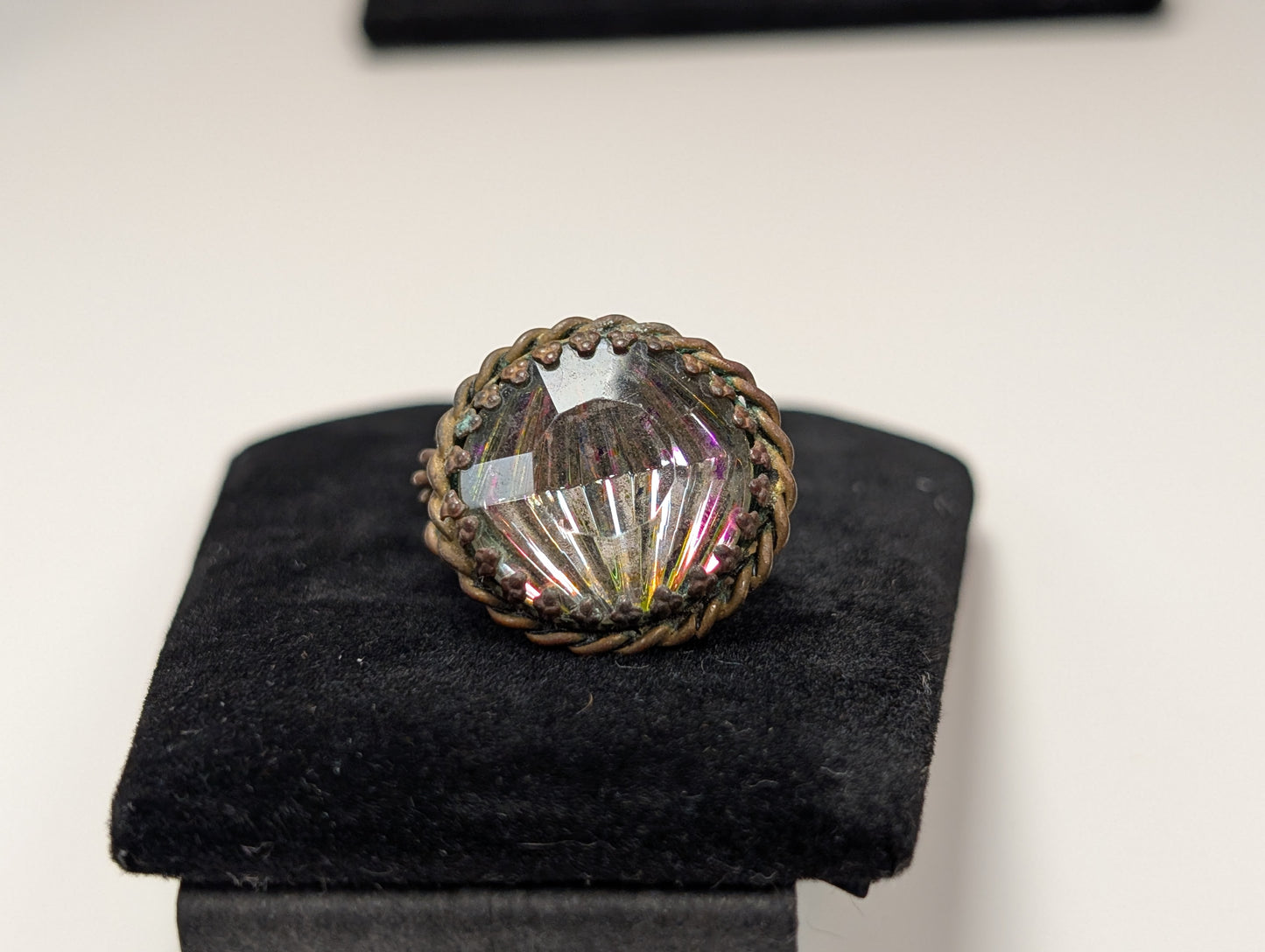 Glistening West Germany Brass Art Glass Twist Split Shank Ring - Size 5/6/Adjustable - Rainbow Glass Effect