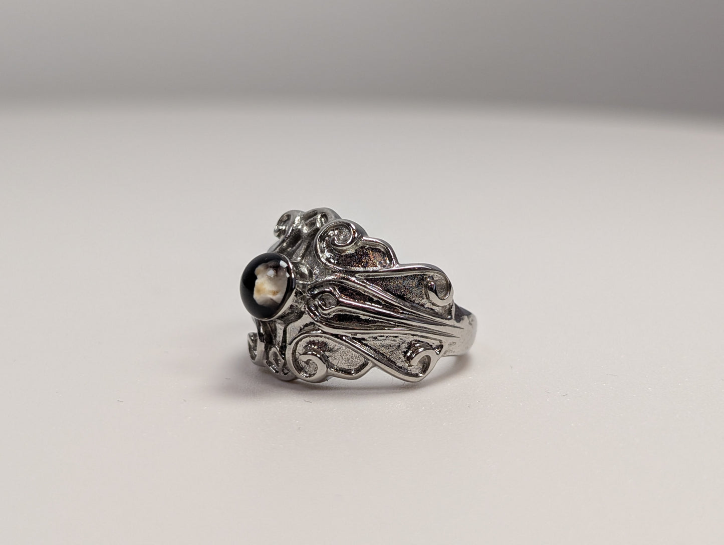 Stunning Michael Anthony Nativity Stone Ring - Size 6 - Stainless Steel Ring - Heirloom Jewelry