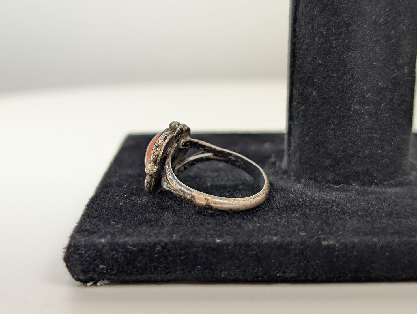 Sterling Silver Native American Southwest Coral Solitaire Ring - Size 7 - Tested Sterling Silver - Zuni Coral Solitaire Ring