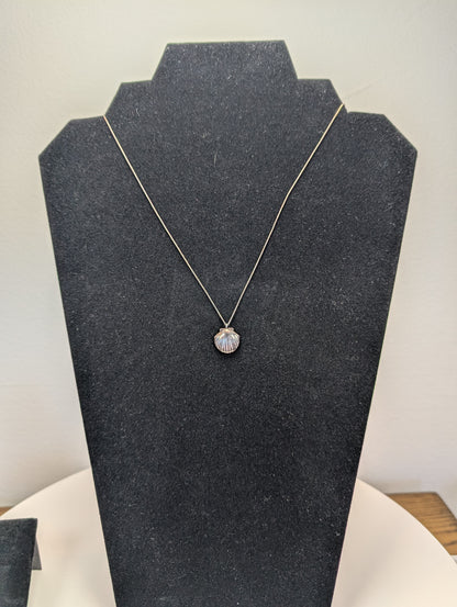 Sterling Silver Salty Cali Clamshell Necklace - 18 Inches - Stamped and Tested Sterling Silver - Seashell Jewelry