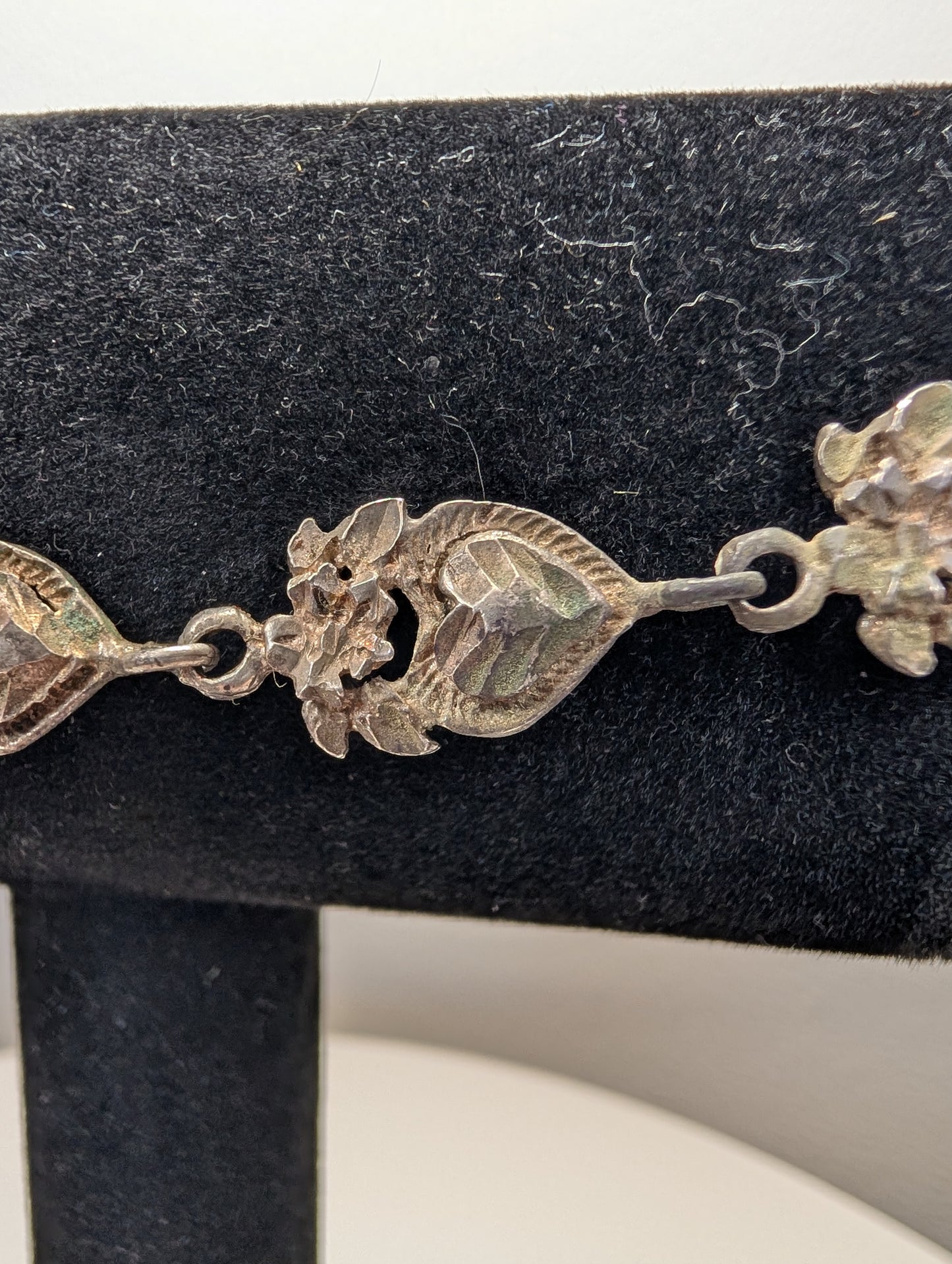 Sterling Silver Floral Heart Bracelet - 7.5 Inches - Stamped and Tested Sterling Silver - Very Old Bracelet