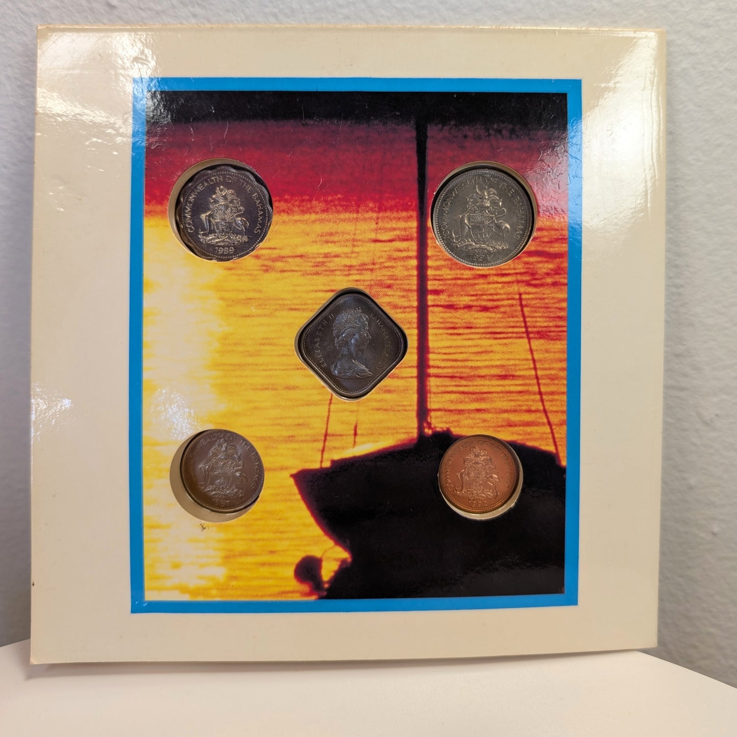 Unique Collectors Coin Set of The Bahamas From the 1990's and 1980's