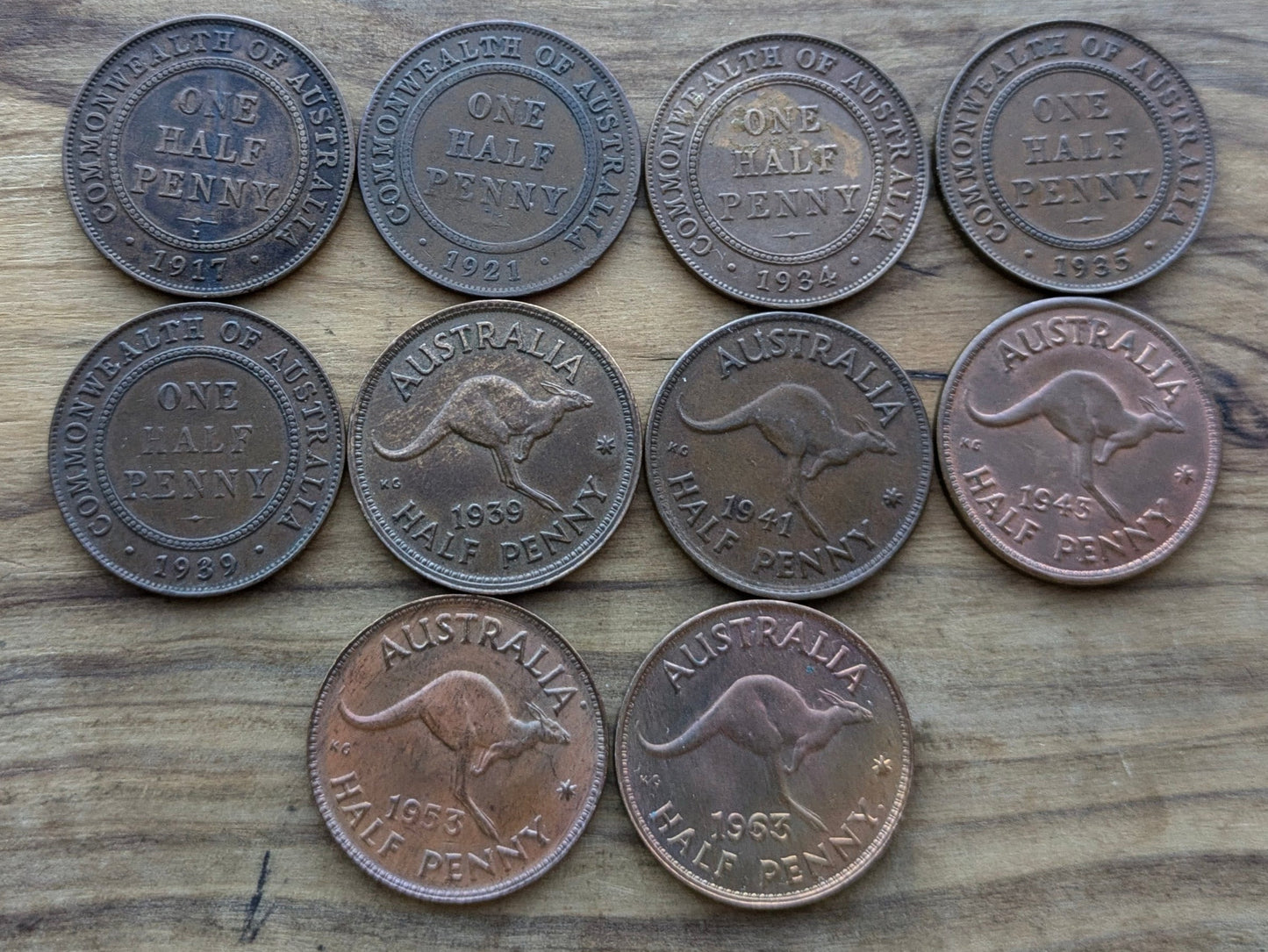 Australia One Half Pennies - Great Condition / Detail - Choose by Date! - 1910s, 20s, 30s, 40s, 50s, 60s - Collectible Australian Coin -