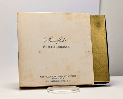 1977 Avon Goldtone Snowflakes Pierced Earrings in Box - New Old Stock (NOS) - Vintage Avon 70s Gold Snowflake Dangle Earrings