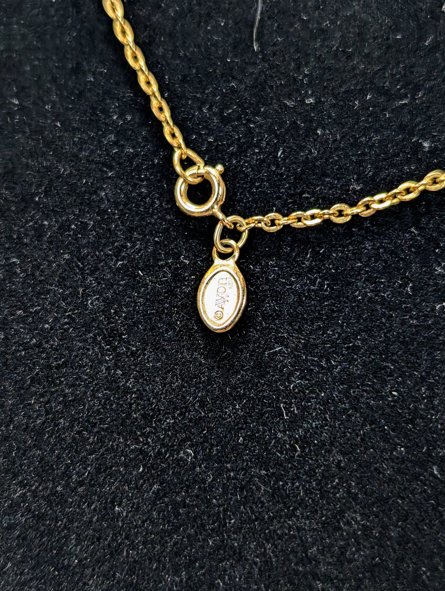 Cute Avon Gold Toned Tender Hearts Birthstone November Topaz Dainty Necklace - 15" Length - Vintage 1977 Avon Gold Nov. Birthstone Choker