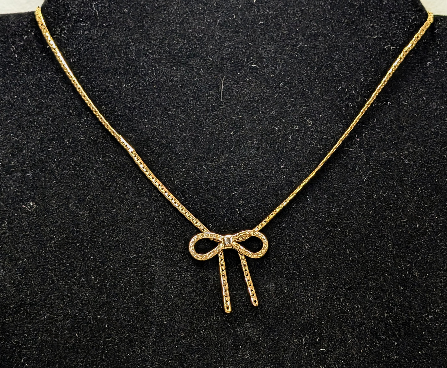 Coquette Avon Gold Toned Bow Baguette Chain Dainty Choker Necklace - 16.5" Length - Vintage 1979 Avon Dainty Gold Bow Minimalist Choker