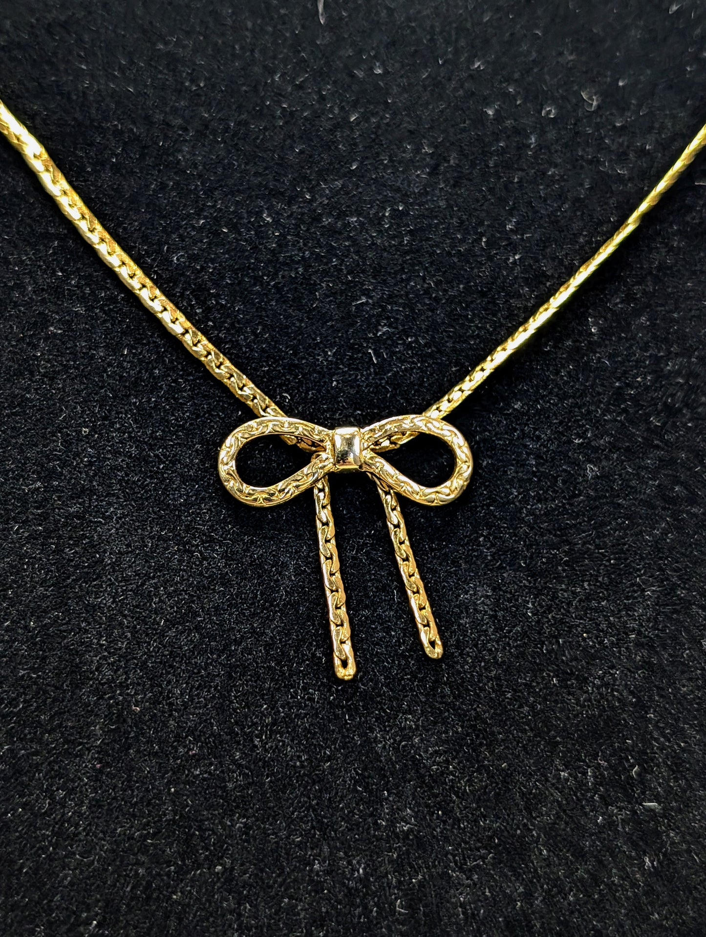 Coquette Avon Gold Toned Bow Baguette Chain Dainty Choker Necklace - 16.5" Length - Vintage 1979 Avon Dainty Gold Bow Minimalist Choker