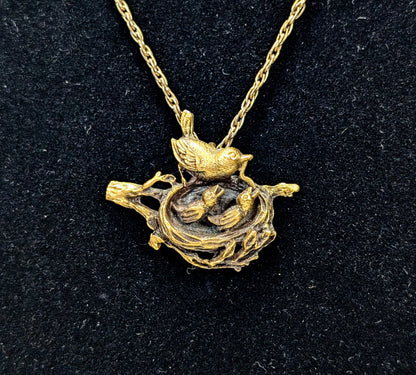 Beautiful Anson Pewter Gold Toned Mother and Baby Birds Nest Pendant Necklace - 18" Length - Vintage Anson Pewter Mother's Day Bird Necklace