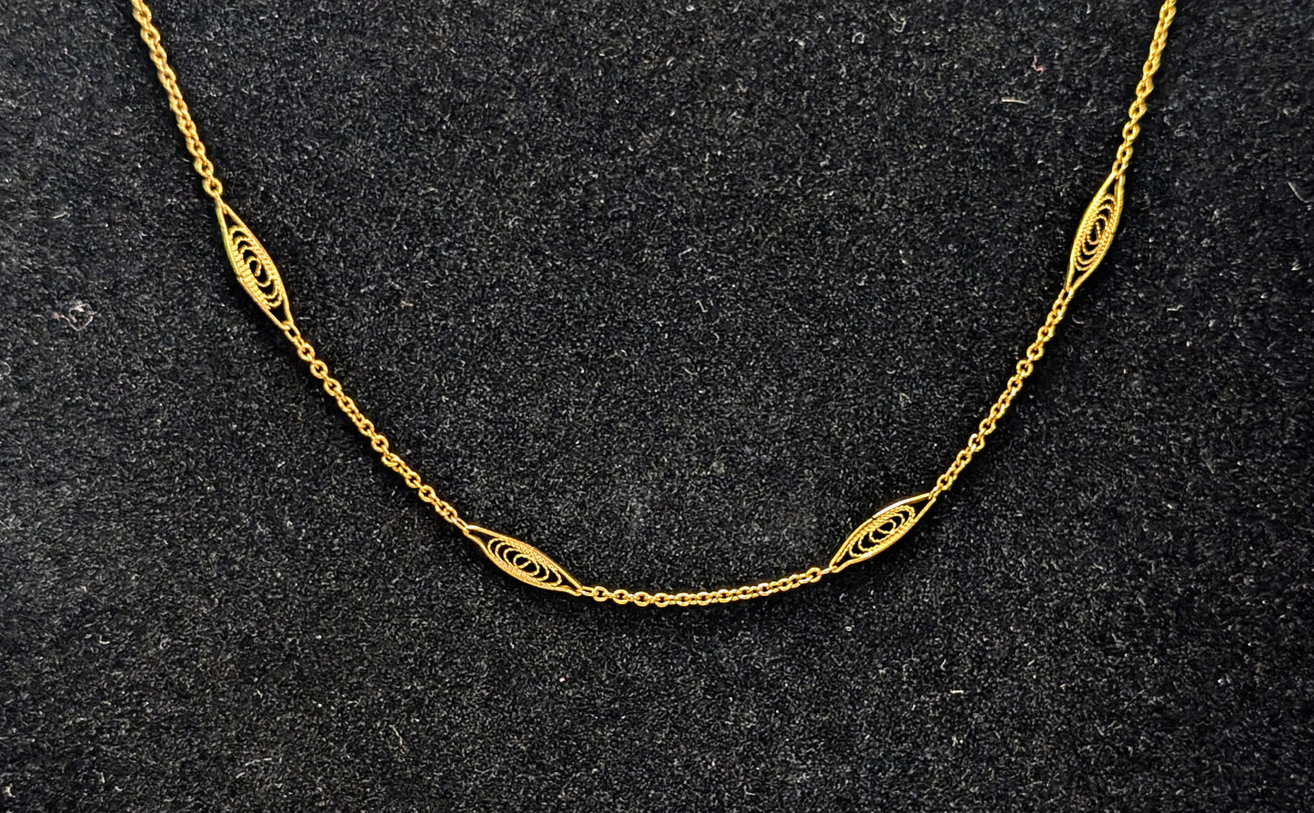 Elegant Napier Gold Toned Filigree Flat Link Chain Necklace - 24" Length - Vintage Napier Antique Style Gold Filigree Dainty Necklace