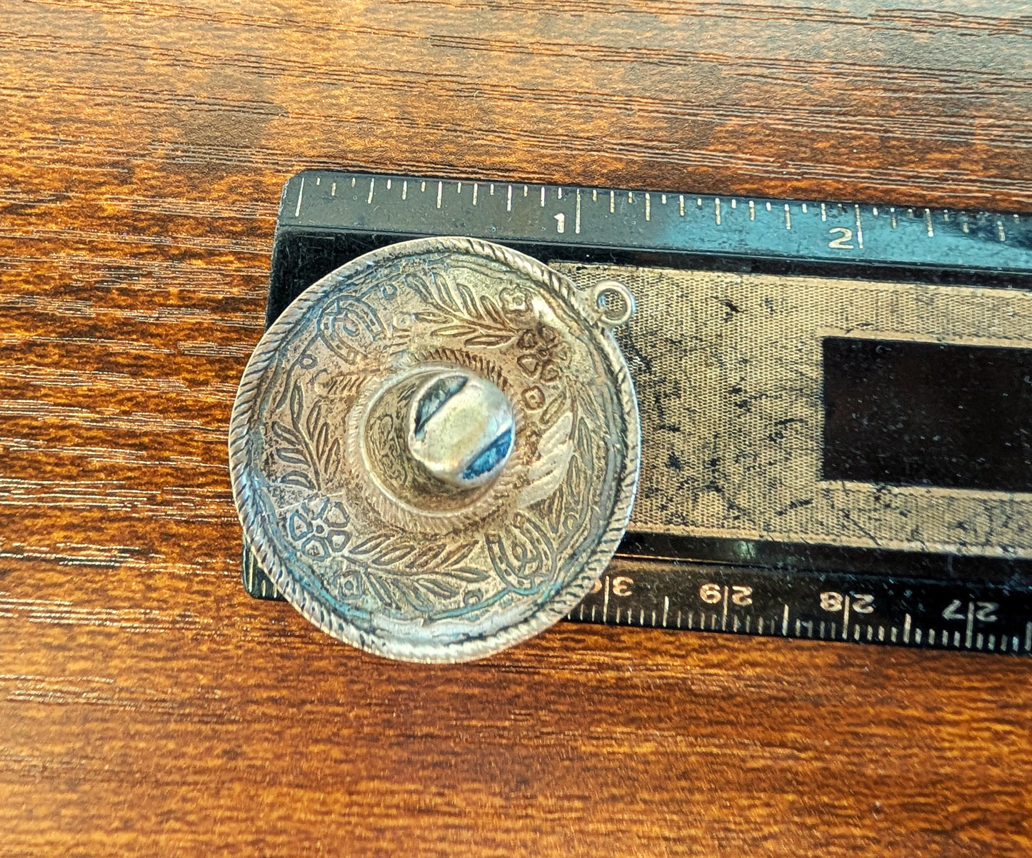 Intricate Vintage Hecho En Mexico Sterling Silver Hallmarked 925 FHC Sombrero Hat Pendant Charm About 5.3 Grams