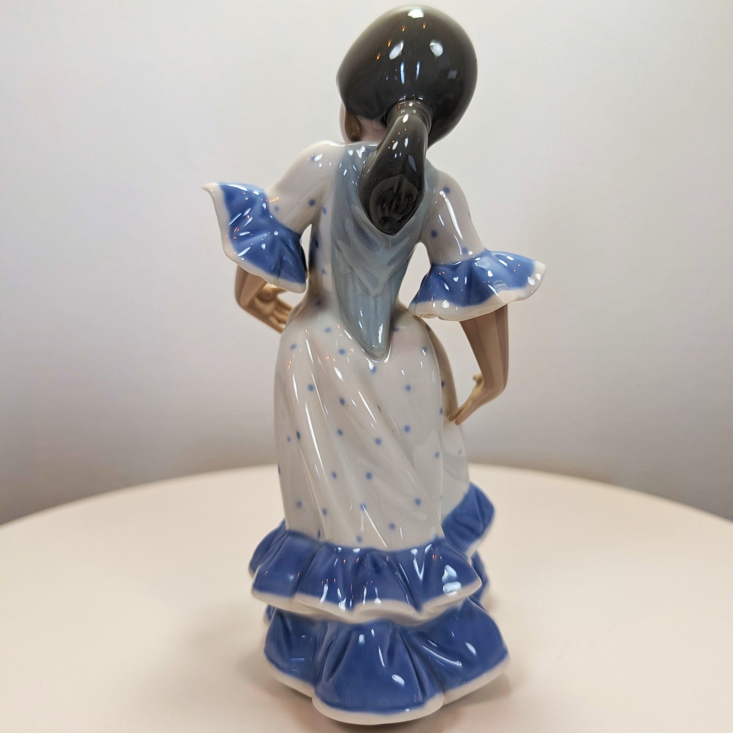 LLADRO Juanita - Flamenco Dancer Blue Spanish Traditions #5193 Glossy Finish LIKE NEW - No Box