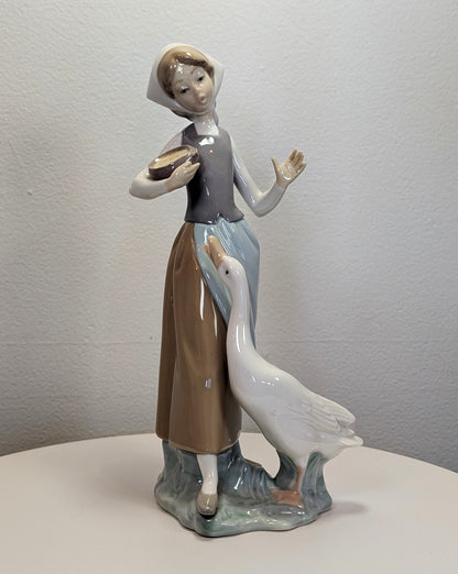 LLADRO  Girl With Duck - Children With Animals Collection 9 1/2" 1052 Glossy Statue - Like New - No Box