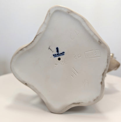 LLADRO New Shepherdess #4576 Glossy Porcelain Figurine - Like New - No Box