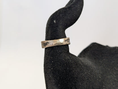 Black Onyx Slender Oval Side Heart Ring - Size 7 - Tested Sterling Silver - Side Heart Openwork