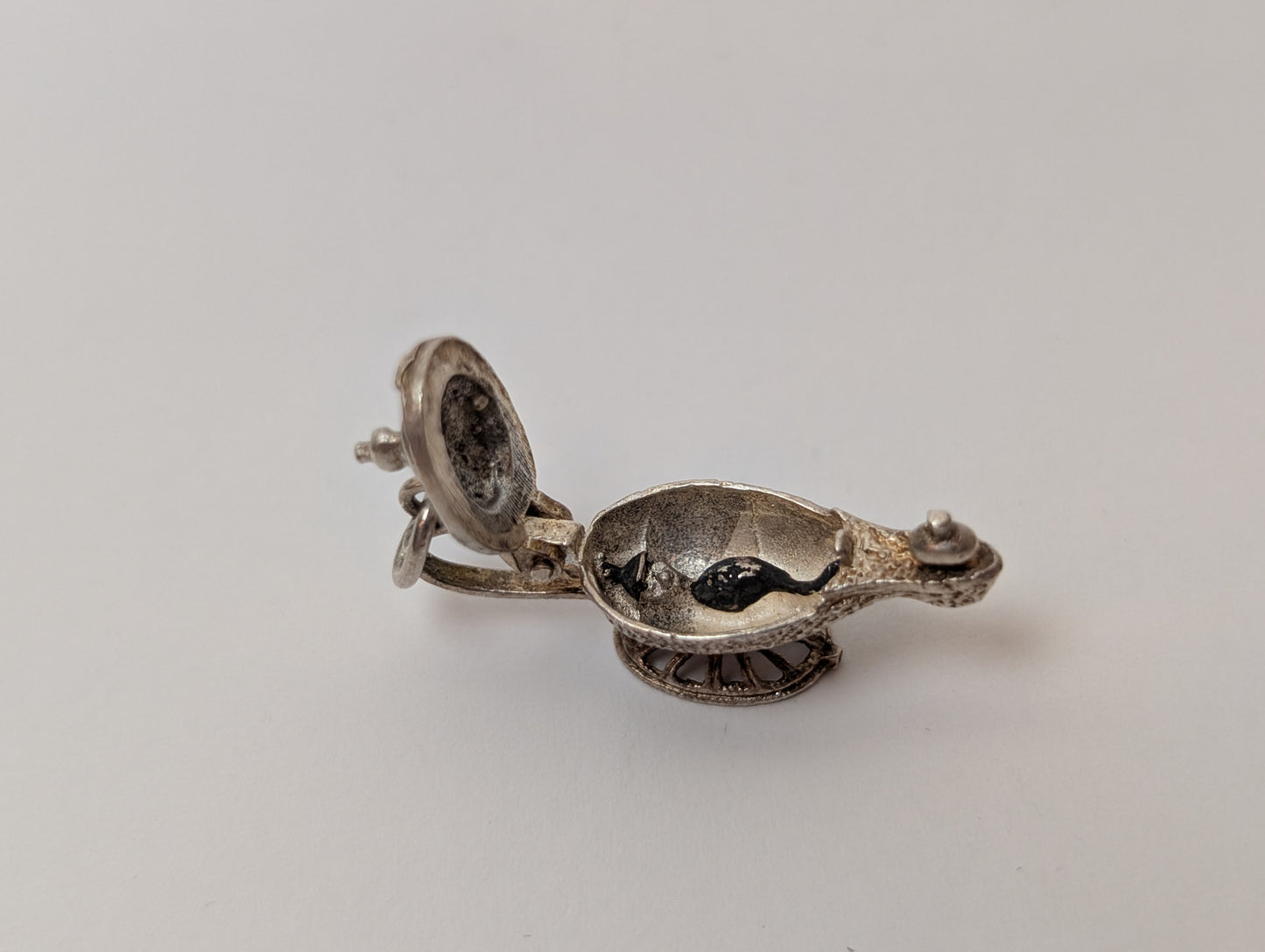 Sterling Genie Lamp Charm - 3D, Magic Lamp Genie Charm - Intricate Design, Beautiful Piece - Silver Aladdin's Lamp Pendent / Genie Bracelet Charm