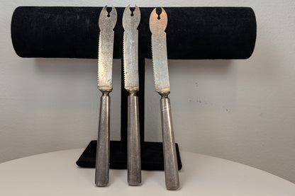 Set of 3 Rogers Bros Lobster/Seafood Knives - Silverplated - Unique Silverware - Niche Silverware