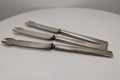 Set of 3 Rogers Bros Lobster/Seafood Knives - Silverplated - Unique Silverware - Niche Silverware