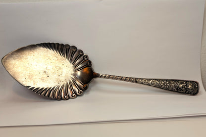 Rogers Bros Assyrian Head Cake/Pie Server - Silverplated - Amazing Design - Well Detailed - Large Antique
