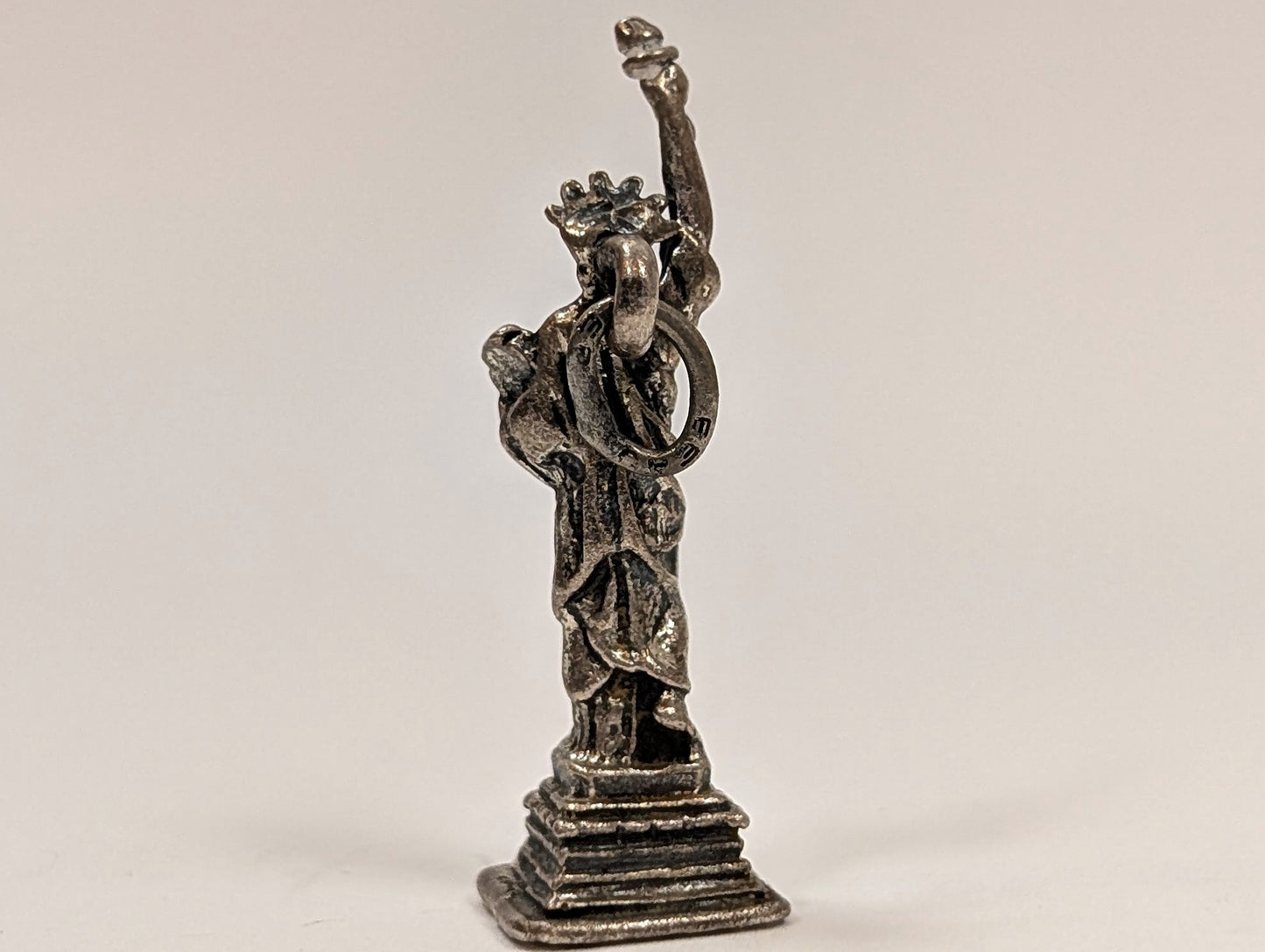 Antique Sterling Silver Statue of Liberty Statue Charm - Vintage Detailed Statue of Liberty Miniature Statue Pendant