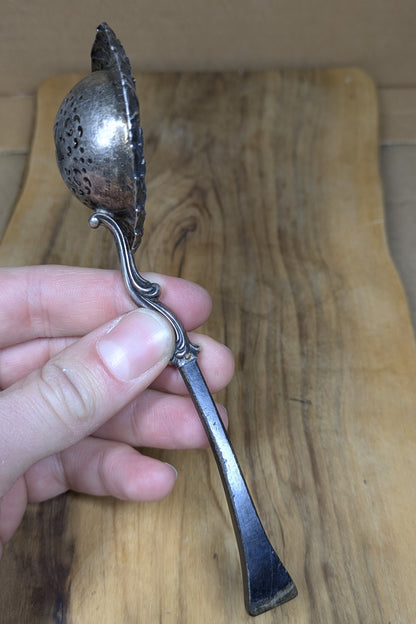 Sterling Silver Wreathed Star Tea Infuser with Wood Handle - Stamped and Tested Sterling Silver - Unique Sterling Tea Infuser