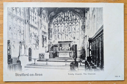 1900s Trinity Church, The Chancel, Stratford-on-Avon Postcard - Peacock Brand Postcard - Antique Stratford upon Avon English Postcard