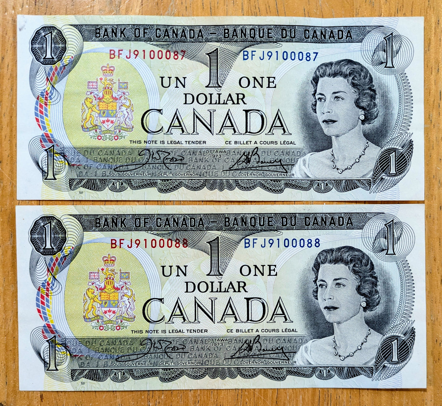 1973 Canadian 1 Dollar Consecutive Serial Banknotes - Crow / Bouey Signatures - Pair or Trio Set - 1973 Canada One Dollar Note - P#85c