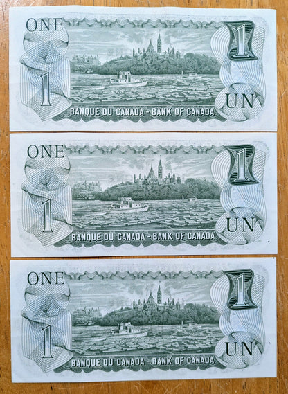 1973 Canadian 1 Dollar Consecutive Serial Banknotes - Crow / Bouey Signatures - Pair or Trio Set - 1973 Canada One Dollar Note - P#85c