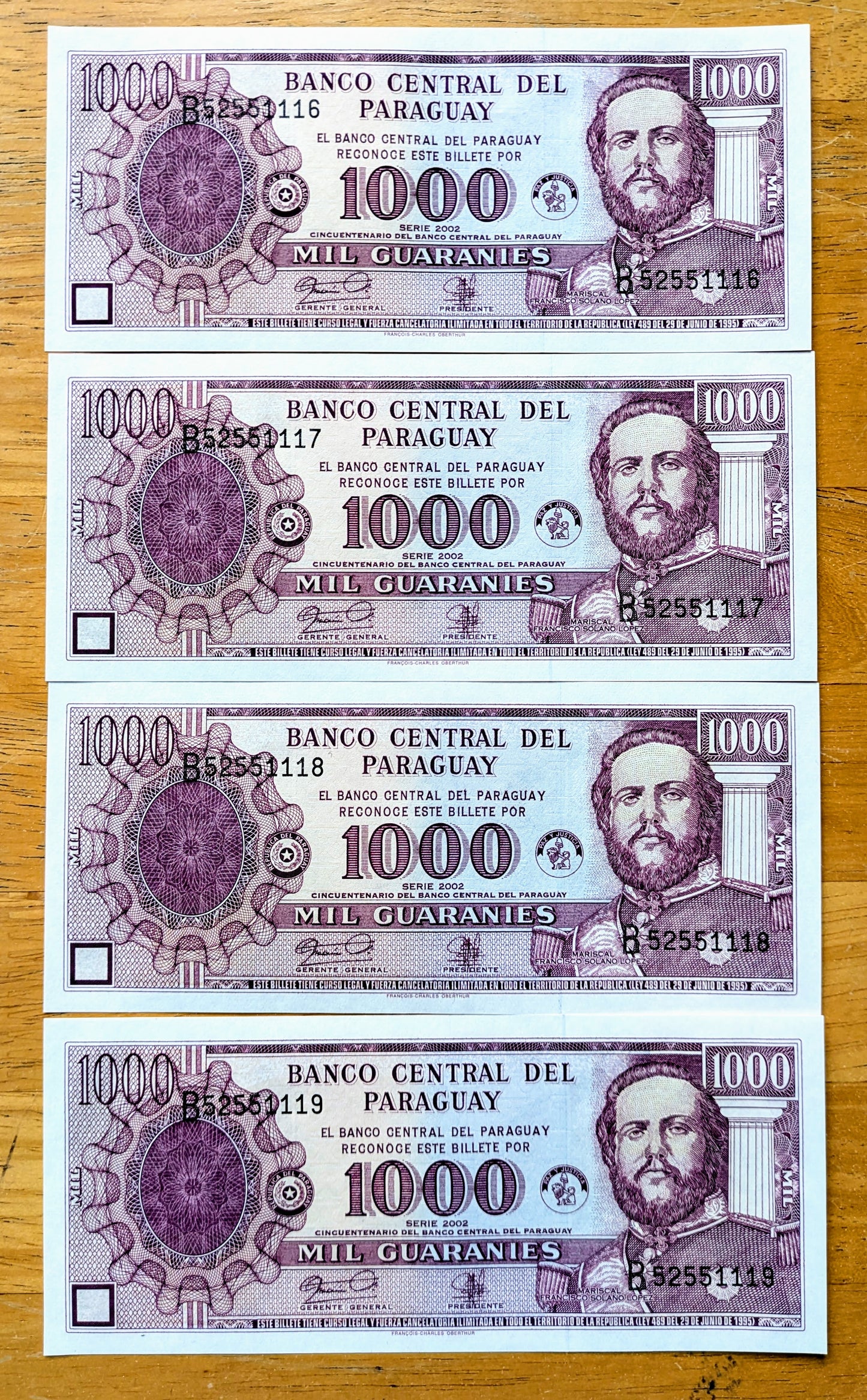 Consecutive Set of 4 2002 Paraguay 1000 Guaranies Notes - Commemorative Issue - 2002 Paraguay One Thousand Guaranies Sequential Note - P#221