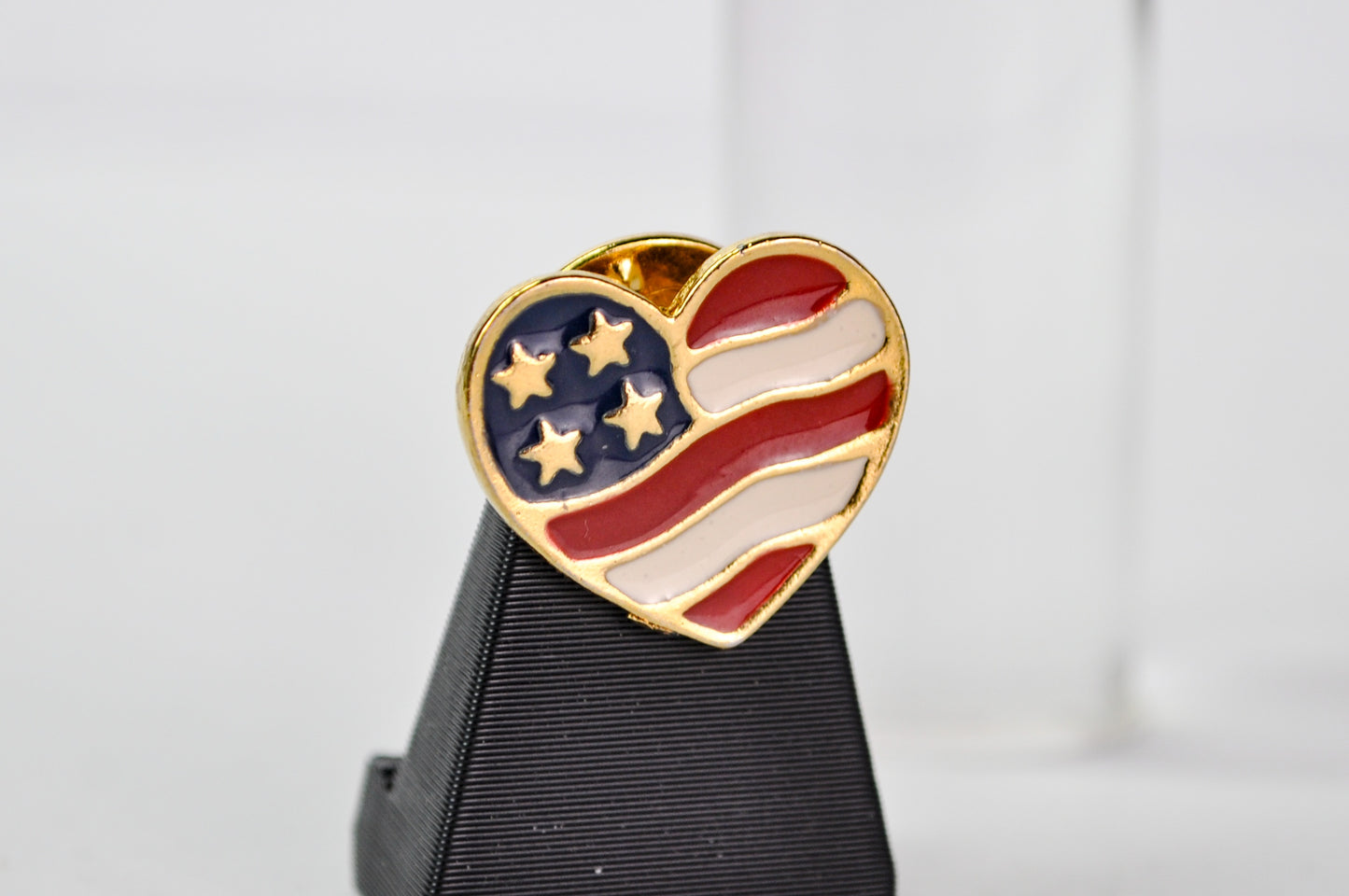 Vintage Avon Gold-Toned Enamel American Flag Heart Lapel Pin - 2001 Avon USA Red White and Blue Heart Tie Tac Pin Brooch