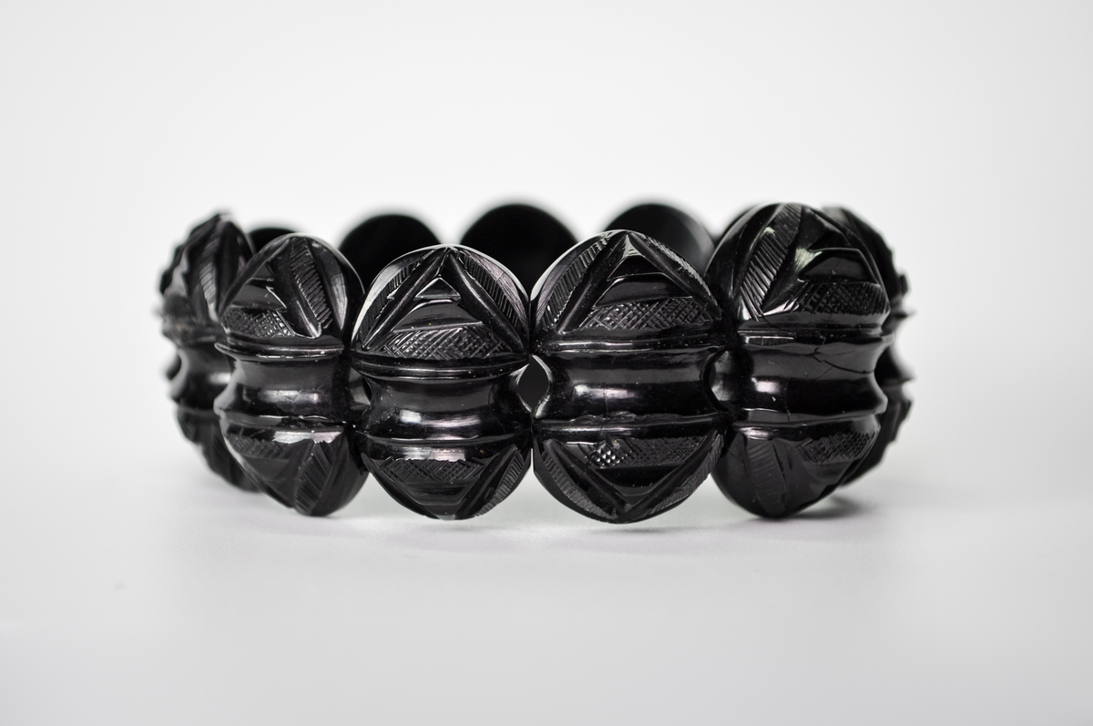 Antique 1880s Genuine Whitby Jet Hand Carved Stretch Bracelet - Complete Carved Jet Bracelet - RARE Victorian Jet Black Mourning Bracelet