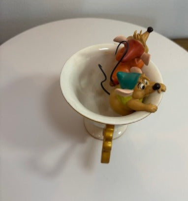 Walt Disney Classics Collection figurine With (COA) WDCC Disney Classics Gus and Jaq