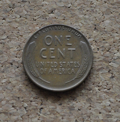 1933 Wheat Penny - Choose by Grade - Philadelphia Mint - 1933 Wheat Ear Cent - 1933-P / 1933P Cent