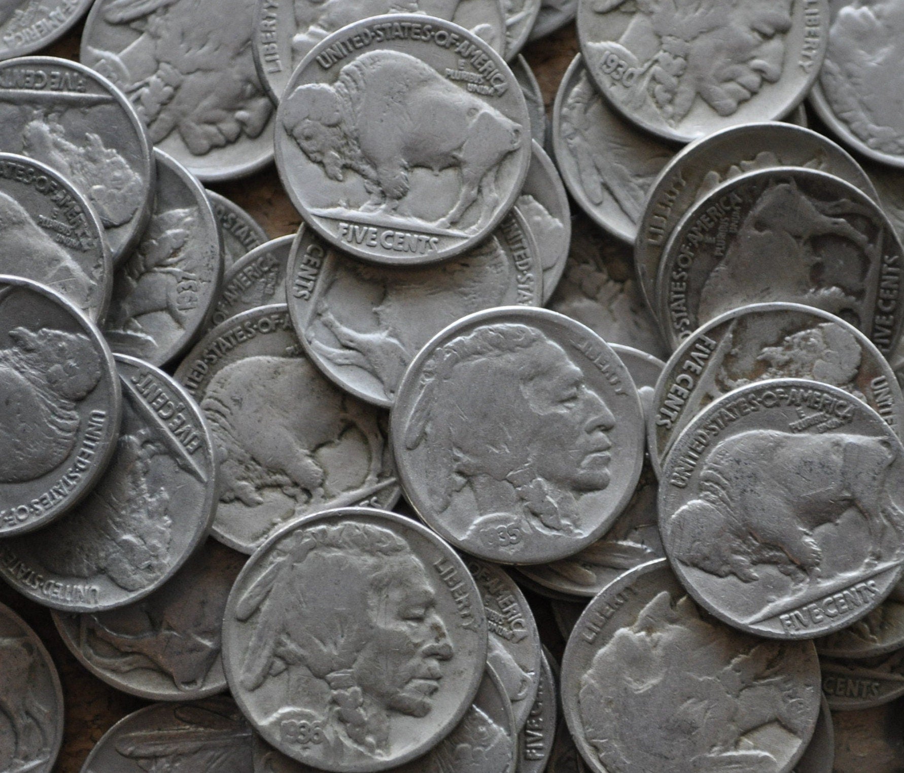 Buffalo Nickels - 1913 - 1939 - American Vintage US Coins - Avg Circulation - 1910's, 1920's, 1930's - Great for Jewelry / Buttons / Gifts