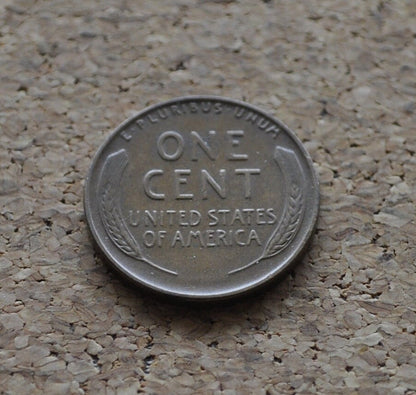 1933 Wheat Penny - Choose by Grade - Philadelphia Mint - 1933 Wheat Ear Cent - 1933-P / 1933P Cent