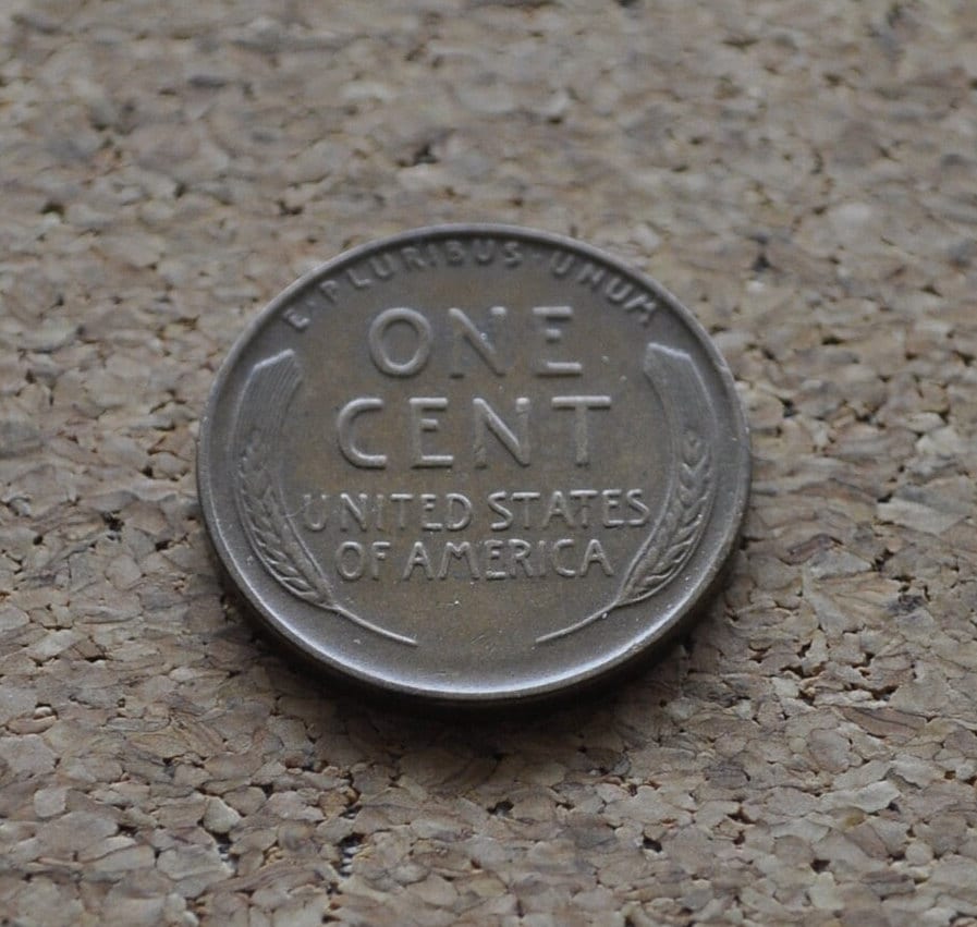 1933 Wheat Penny - Choose by Grade - Philadelphia Mint - 1933 Wheat Ear Cent - 1933-P / 1933P Cent