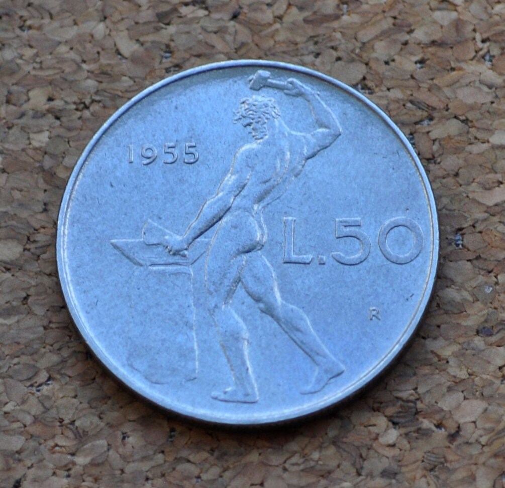 1950-80's L.50 Italian Coin - 50 Lira 1950-80's - Beautiful Coin - Uncirculated L50 Italy 1950-80's