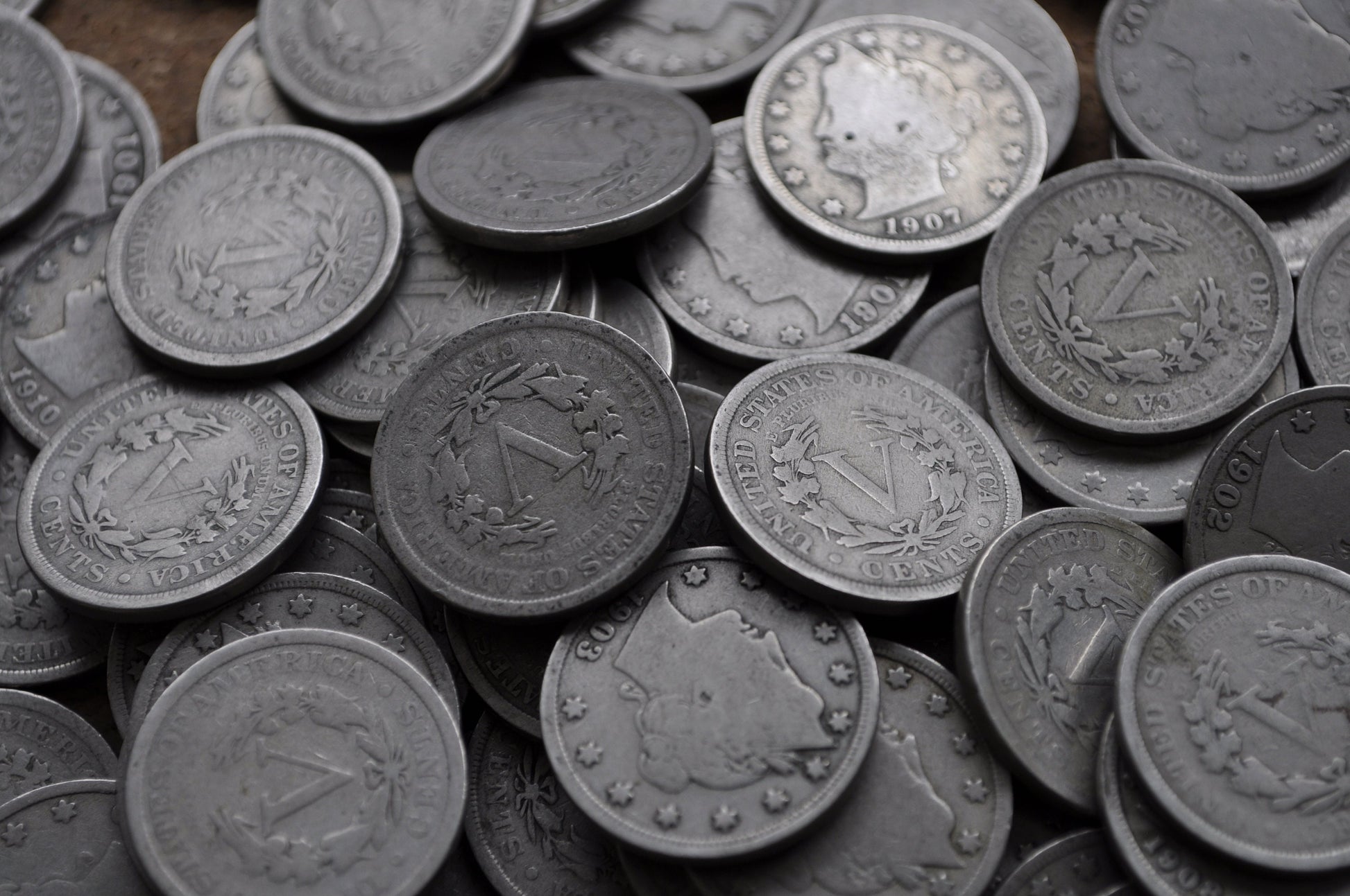 Roll of 40 Liberty V Nickels - 1900 to 1912 - American Vintage US Coins - Good to Very Good - Liberty Head nickel roll of 40 V Nickels