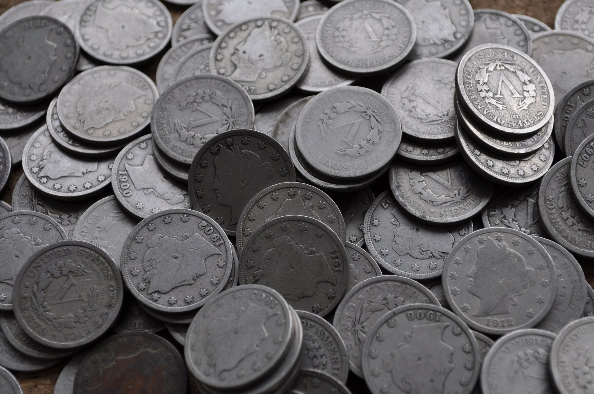 Roll of 40 Liberty V Nickels - 1900 to 1912 - American Vintage US Coins - Good to Very Good - Liberty Head nickel roll of 40 V Nickels